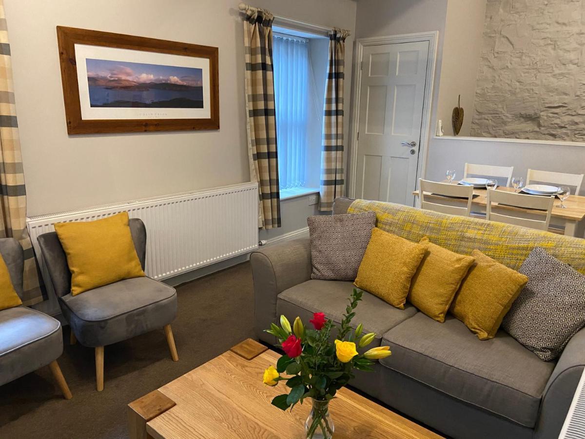 Brampton Holiday Homes - The Mews Apartment Exteriör bild